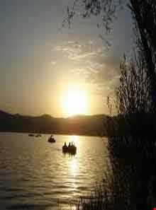 Zarivar Lake ( Zeribar )