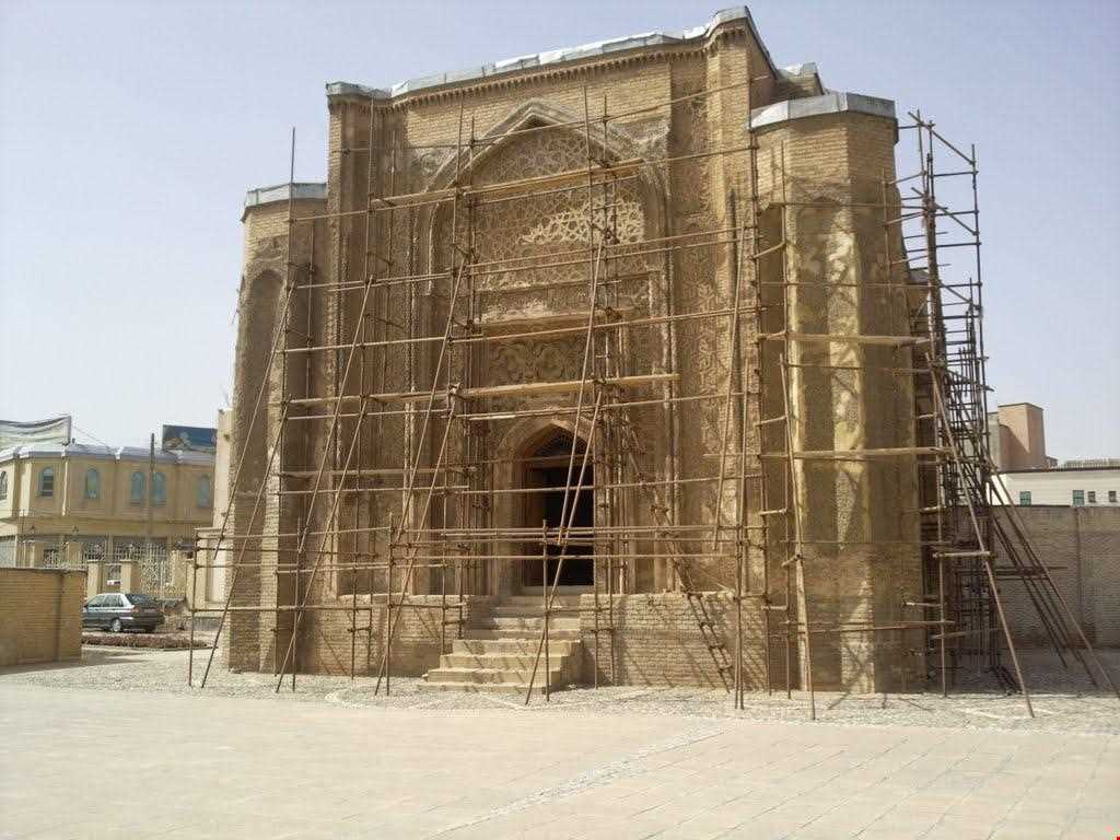 گنبد علویان