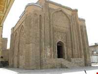 گنبد علویان