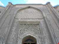 گنبد علویان