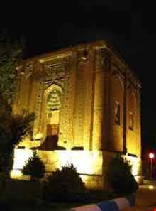 گنبدهای مراغه ( مزارهای پنجگانه مراغه )