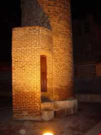 Tomb of Shams-e Tabrizi