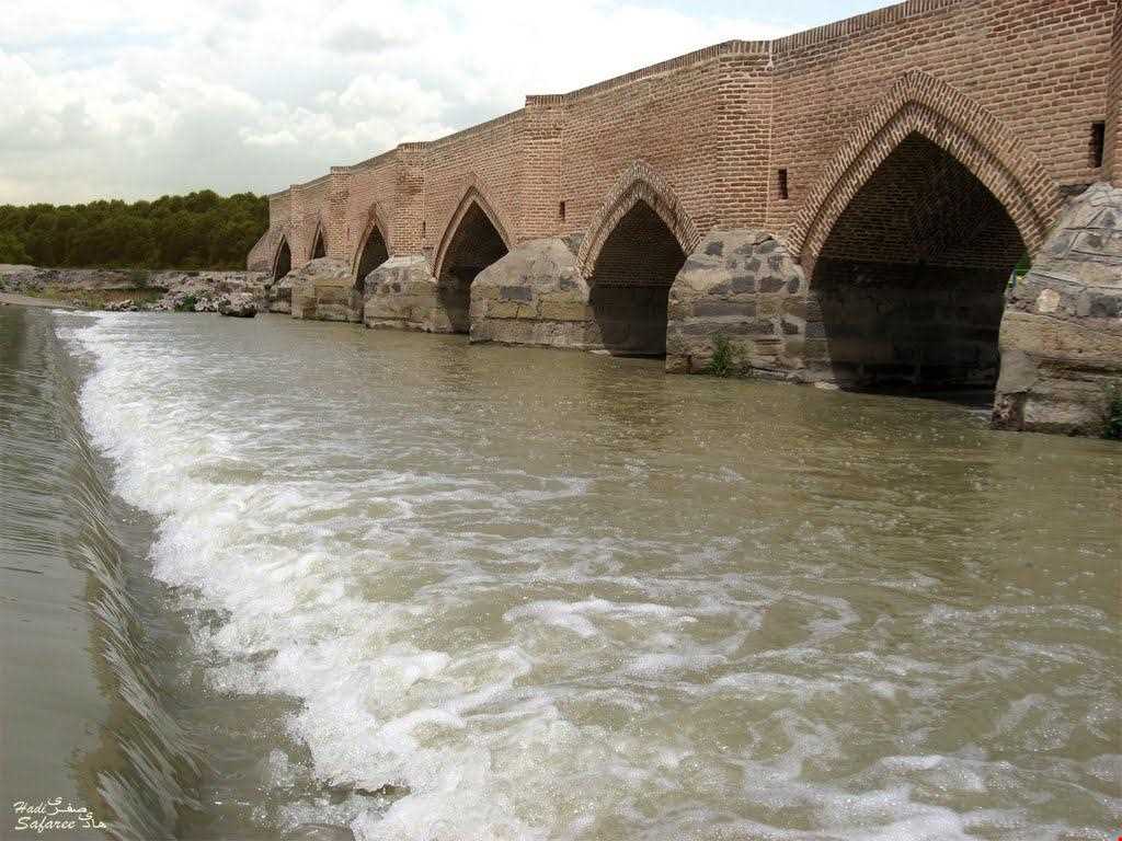 Historical bridge of Yeddi Goz  ( Haft cheshmeh )