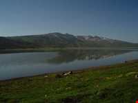 دریاچه نئور