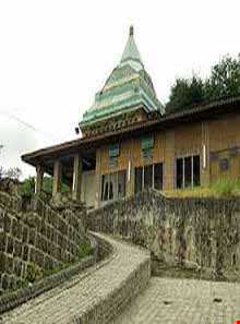 آرامگاه شیخ زاهد گیلانی