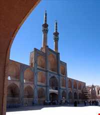 Amir Chakhmagh Complex