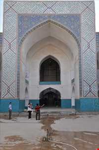 Amir Chakhmagh Complex