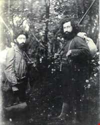 آرامگاه میرزا کوچک خان