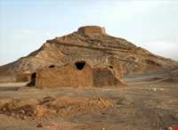 برج خاموشان ( برج سکوت - دخمه زرتشتیان - دخمه سکوت )