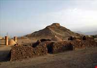 برج خاموشان ( برج سکوت - دخمه زرتشتیان - دخمه سکوت )