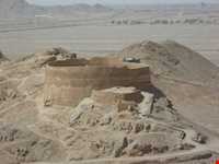 برج خاموشان ( برج سکوت - دخمه زرتشتیان - دخمه سکوت )