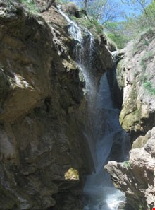 Gol Akhvor Waterfall