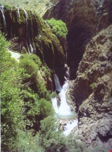 Poonehzar ( Poone Zar ) Waterfall