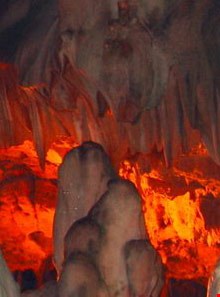 غار Damlatas
