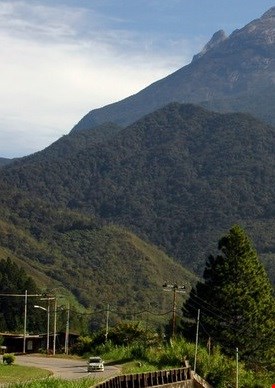 کوه کینبالو
